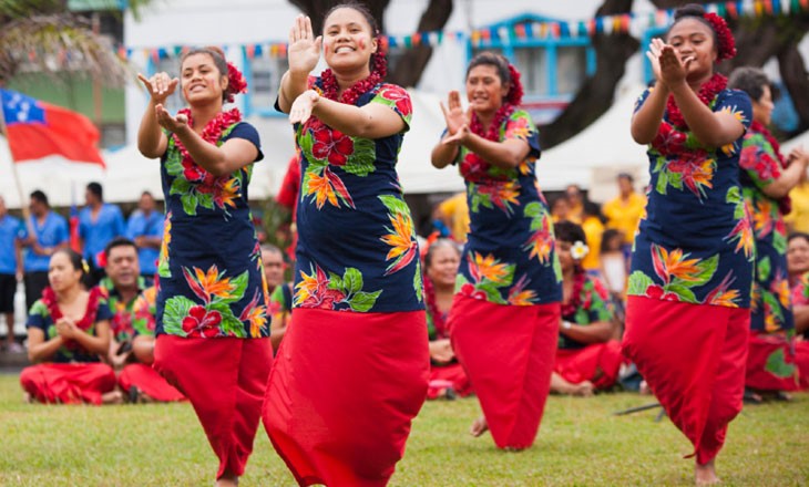Samoan dancers