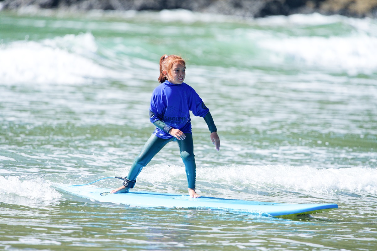 Surfing Girl HAL