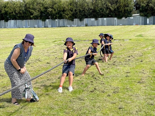 Kids playing tug of war